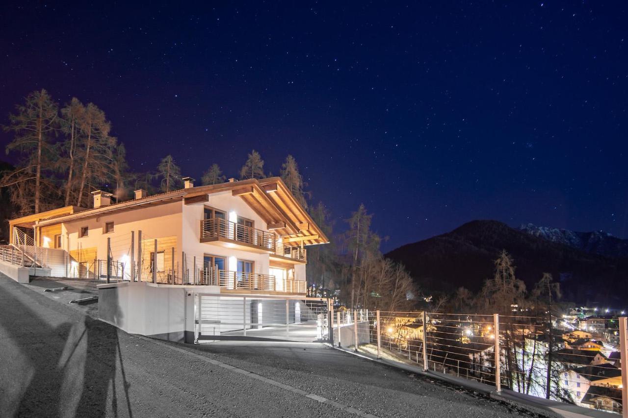 Апартаменти Chalet Schwarzhorn Варена Екстер'єр фото